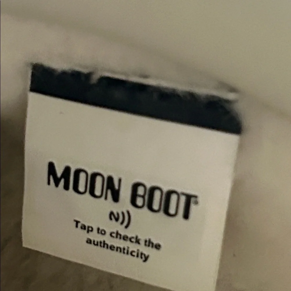 Moon Boot Exclusive Italian Platform Park Soft Sheepa Ankle Slip on Bootie sz 7